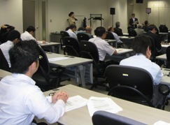 �u����̗l�q