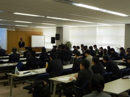 ���C���̗l�q