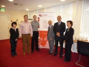 �W���ʐ^�iNVAO�Ƃ̃~�[�e�B���O�ɂāj