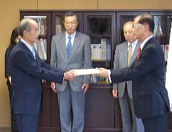 ����21�N�x�w�ʋL�`�B���̗l�q