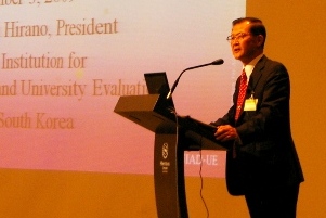 �؍��F�u�����镽��@�\��