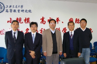 ��C��ʑ�w�ɂ�