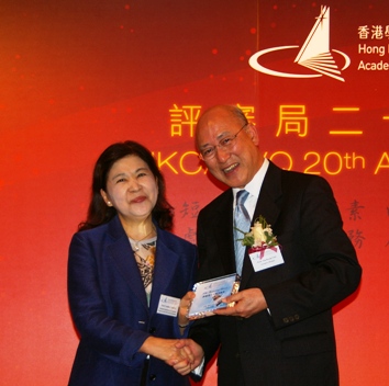 �L�O�i����