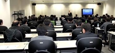 ���C��̗l�q