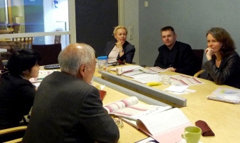 �X�E�F�[�f����������@��