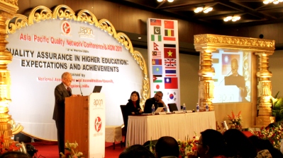 ������C����